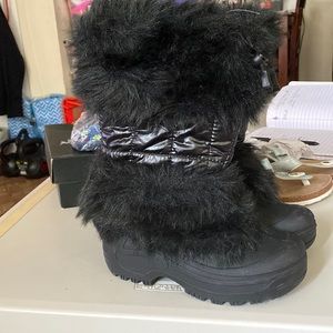 Antartica Size youth 2 winter faux fur boots